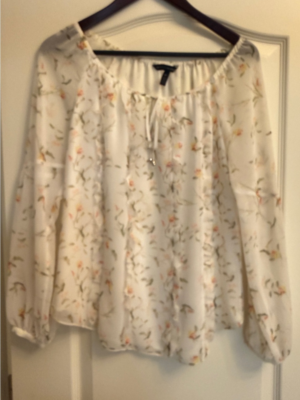 White House Black Market Cream Floral Peasant Blouse